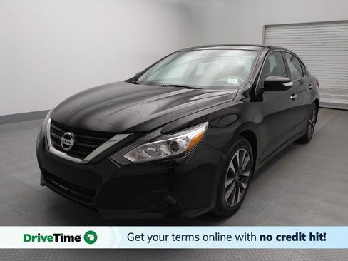 Used 2016 Nissan Altima 2.5 SV image 1
