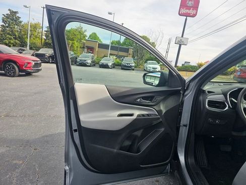 Used 2024 Chevrolet Equinox LS image 26