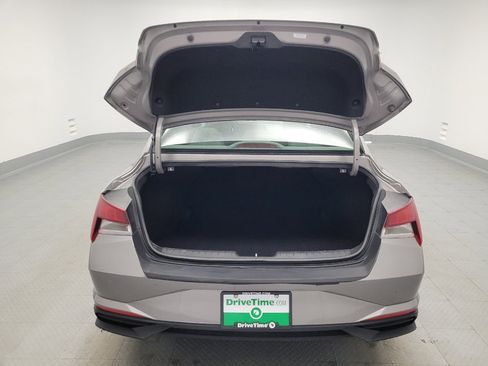 Used 2023 Hyundai Elantra SEL w/ Convenience Package image 29