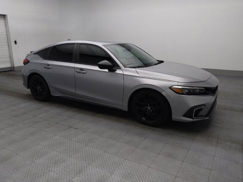 Used 2022 Honda Civic Sport image 11