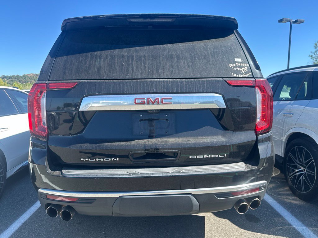 Used 2021 GMC Yukon Denali w/ Denali Premium Package AWD/4WD image 4