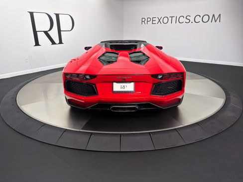 Used 2016 Lamborghini Aventador LP 700-4 AWD/4WD image 5
