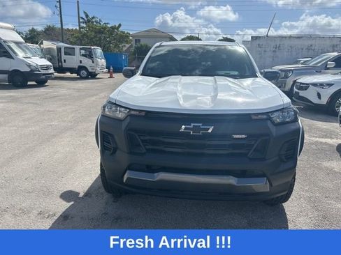 Used 2025 Chevrolet Colorado Trail Boss image 5