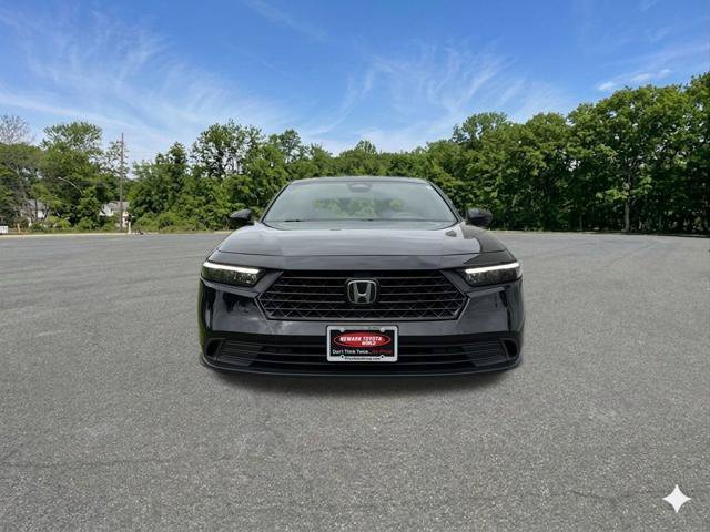 Used 2024 Honda Accord Sport image 3