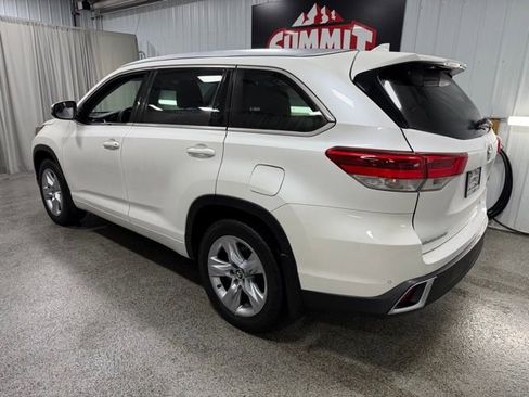 Used 2018 Toyota Highlander Limited AWD/4WD image 6