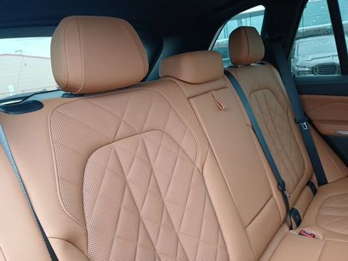 Used 2023 BMW X5 sDrive40i w/ M Sport Package RWD image 13
