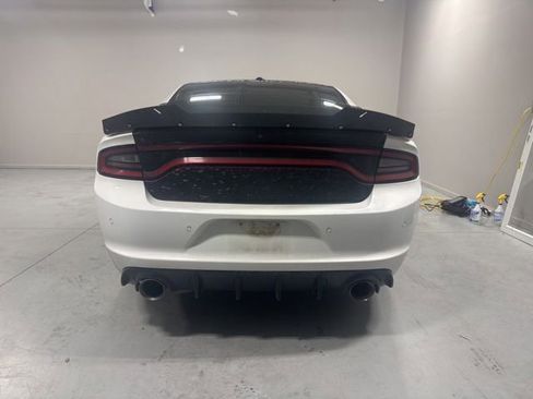 Used 2018 Dodge Charger SXT w/ Blacktop Package RWD image 7