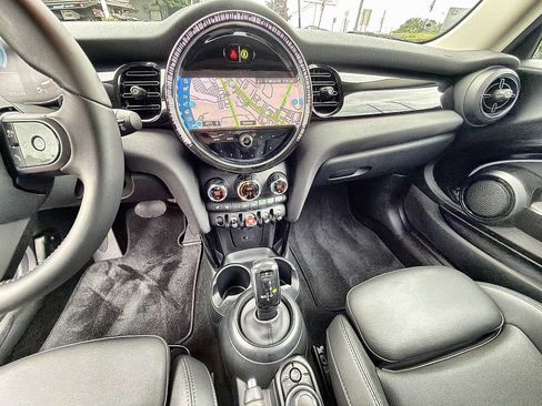Used 2024 MINI Cooper S FWD image 24