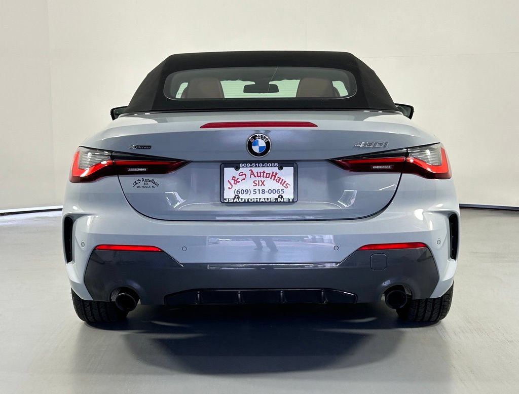 Used 2024 BMW 430i xDrive Convertible w/ M Sport Package AWD/4WD image 12