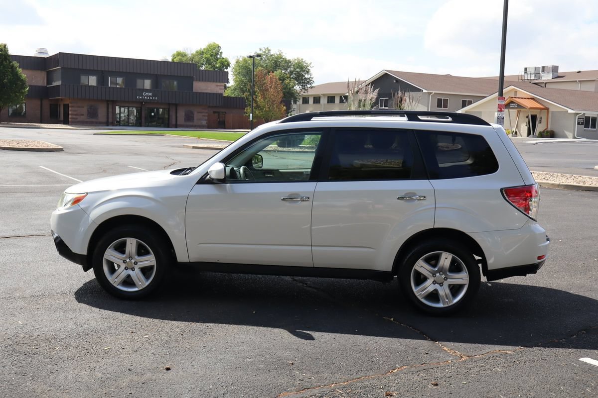 Used 2009 Subaru Forester 2.5X Limited AWD/4WD image 9