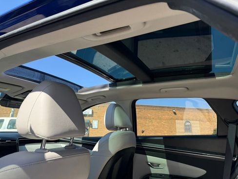 Used 2023 Hyundai Tucson Limited w/ Cargo Package image 11