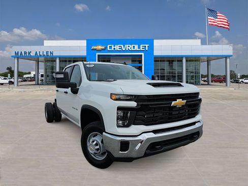 New 2026 Chevrolet Silverado 3500 W/T AWD/4WD image 1