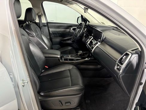 Used 2022 Kia Sorento SX image 14