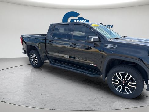 Used 2023 GMC Sierra 1500 AT4 w/ AT4 Preferred Package AWD/4WD image 7