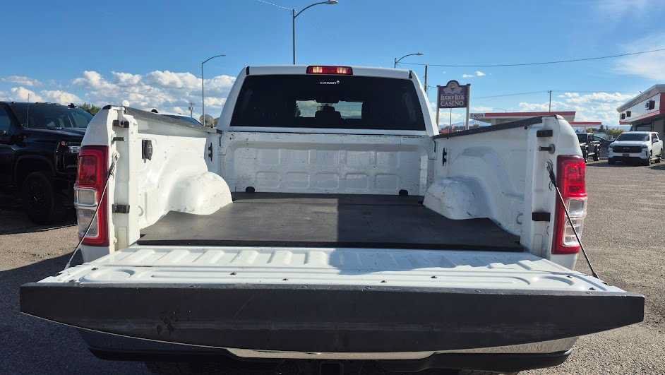 Used 2021 RAM 2500 Tradesman w/ Chrome Appearance Group AWD/4WD image 6