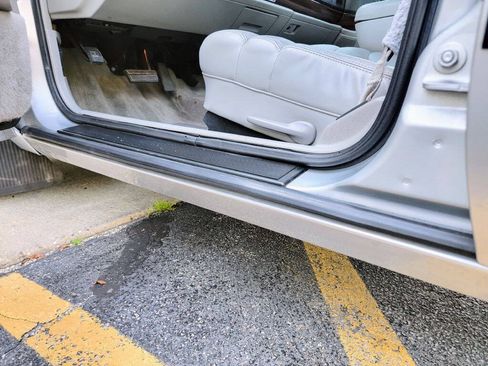 Used 1999 Buick Le Sabre Custom w/ Prestige Opt Pkg FWD image 30