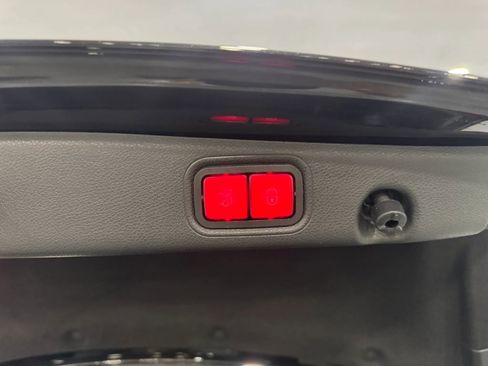 Used 2019 Mercedes-Benz E 63 AMG S image 33