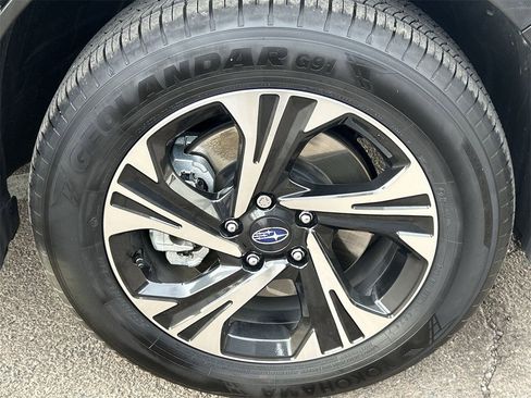 Certified 2025 Subaru Crosstrek 2.0i Premium w/ Convenience Package #2 image 7