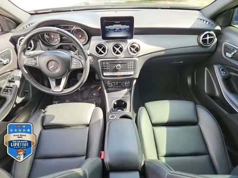 Used 2020 Mercedes-Benz GLA 250 4MATIC image 13