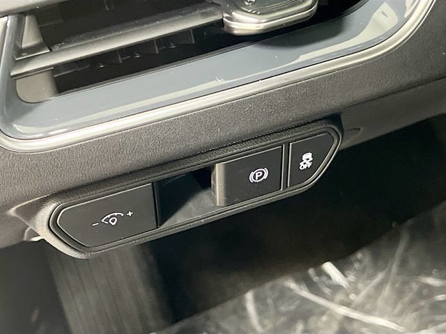 New 2025 Kia K4 GT-Line w/ GT-Line Sunroof Package FWD image 10