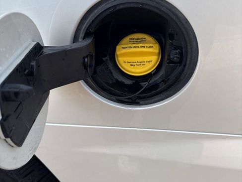 Used 2015 GMC Yukon SLT w/ Open Road Package image 39