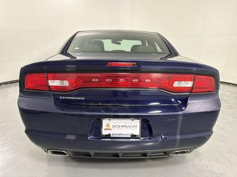 Used 2013 Dodge Charger SE RWD image 30