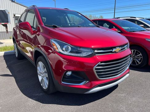 Used 2019 Chevrolet Trax Premier AWD/4WD image 8