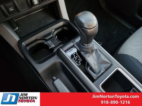 Used 2020 Toyota Tacoma TRD Off-Road image 22