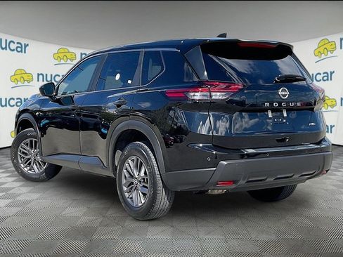 Used 2024 Nissan Rogue S AWD/4WD image 4