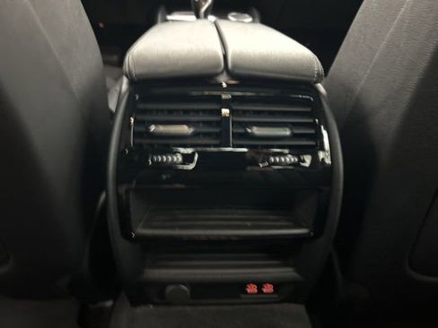 Used 2022 BMW 530i xDrive w/ Convenience Package image 30