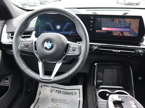 Used 2026 BMW X2 xDrive28i AWD/4WD image 10