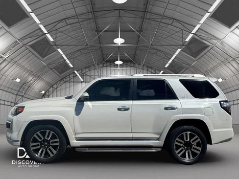 Used 2019 Toyota 4Runner Limited AWD/4WD image 2