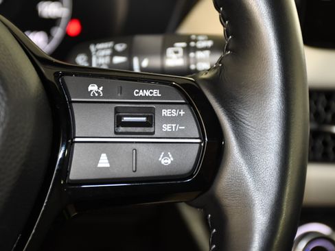 Certified 2025 Honda HR-V EX-L image 21