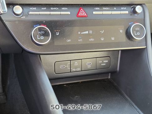 Used 2025 Hyundai Sonata SEL FWD image 19