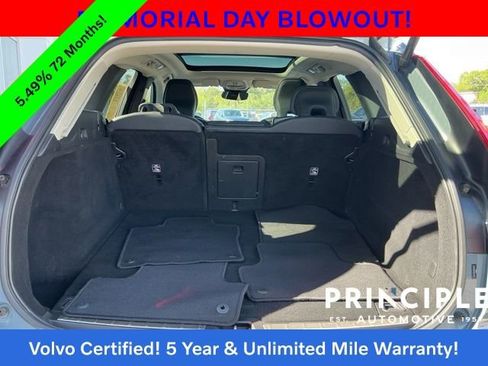 Certified 2023 Volvo XC60 B5 Plus FWD image 15