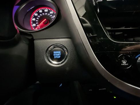 Used 2023 Toyota Camry XSE image 16