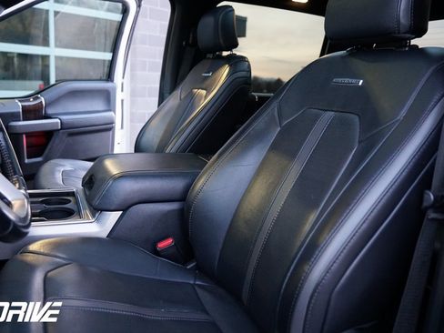 Used 2017 Ford F350 Platinum w/ Platinum Ultimate Package image 21