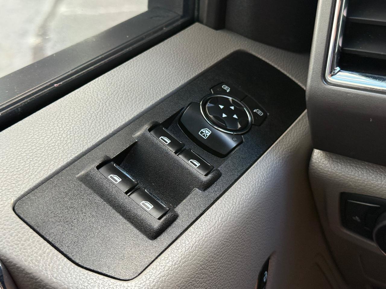 Used 2018 Ford F250 XLT AWD/4WD image 20