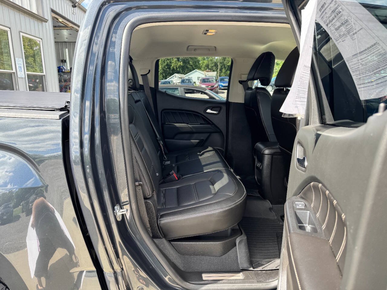 Used 2022 GMC Canyon Denali AWD/4WD image 13