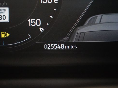 Used 2023 Land Rover Defender 110 X AWD/4WD image 19