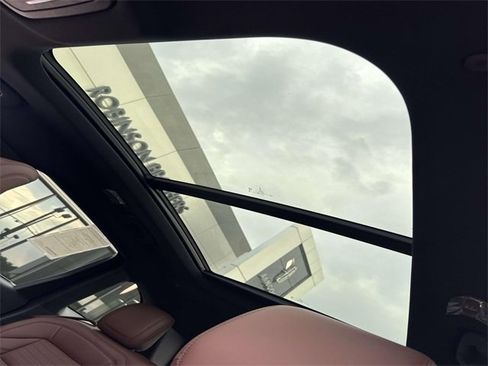 New 2026 Lincoln Nautilus Reserve w/ Jet Appearance Package image 18