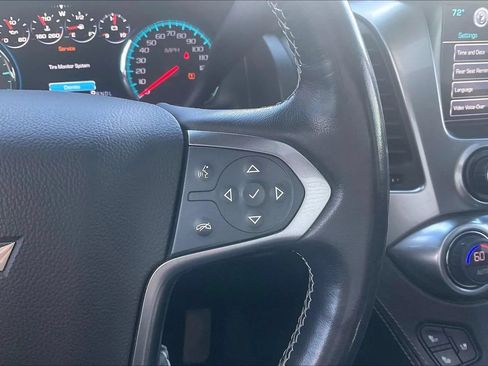 Used 2019 Chevrolet Suburban Premier AWD/4WD image 18
