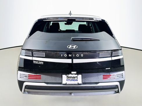 New 2026 Hyundai Ioniq 5 SE image 6
