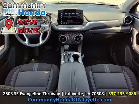 Used 2025 Chevrolet Blazer LT FWD image 28