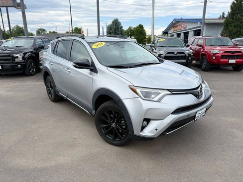 Used 2018 Toyota RAV4 Adventure image 3
