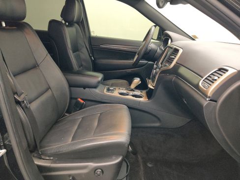 Used 2017 Jeep Grand Cherokee Limited w/ Jeep Active Safety Group AWD/4WD image 21