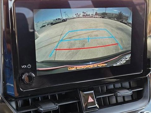 Used 2024 Toyota Corolla LE FWD image 12