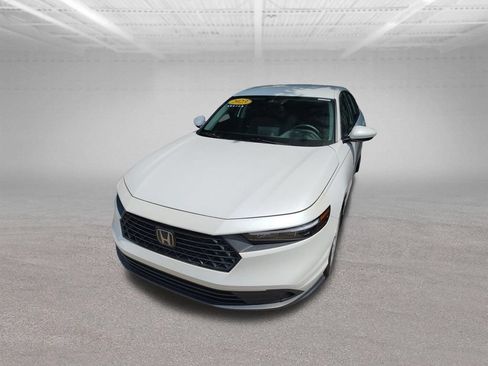 Used 2023 Honda Accord LX image 25