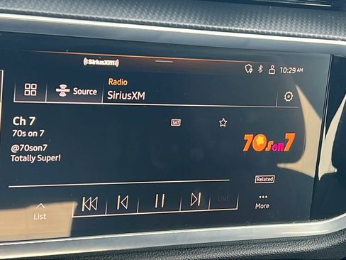 Used 2023 Audi Q3 2.0T Premium image 15