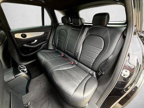 Certified 2022 Mercedes-Benz GLC 300 image 28